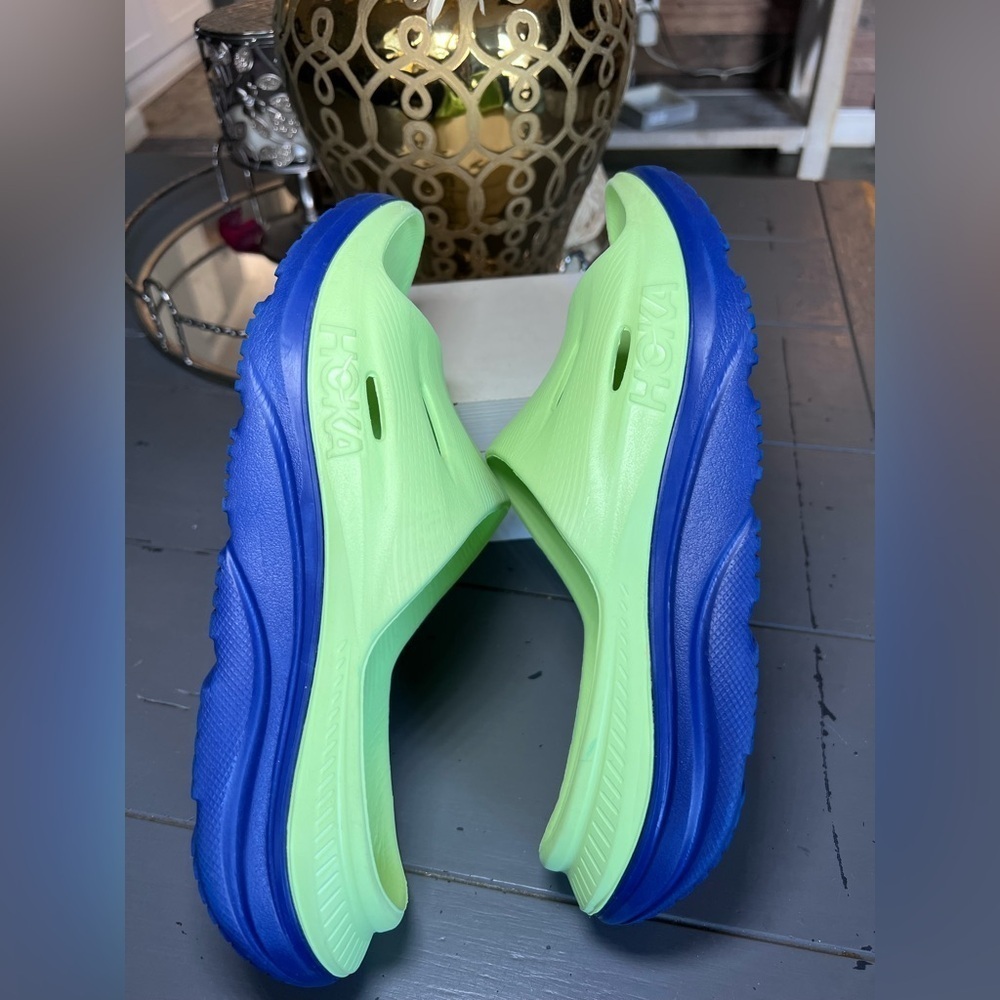 HOKA Sandals‎  Lime Green Size Y6/8 - Picture 4 of 6